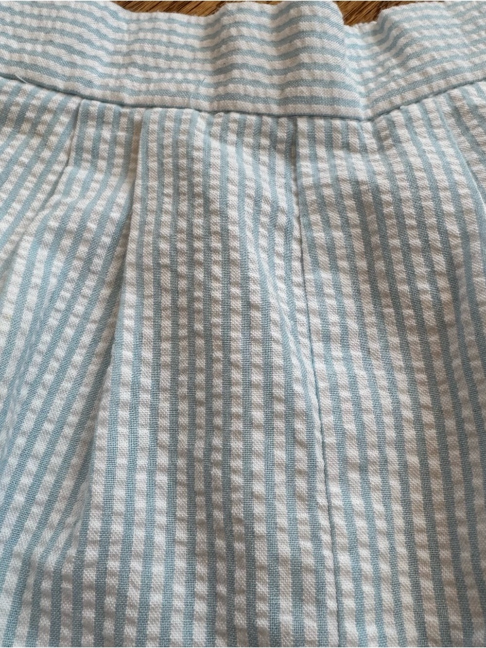 Bailey boys Light Blue Seersucker Two-Piece Set with White Peter Pan Collar - Picture 3 of 11